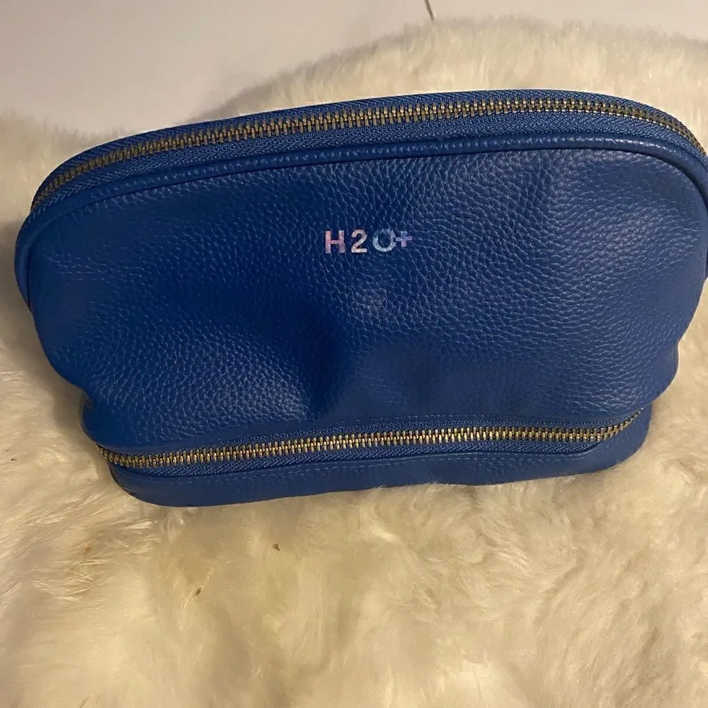 [h2o+] 2 compartment cosmetic case BNWT #10